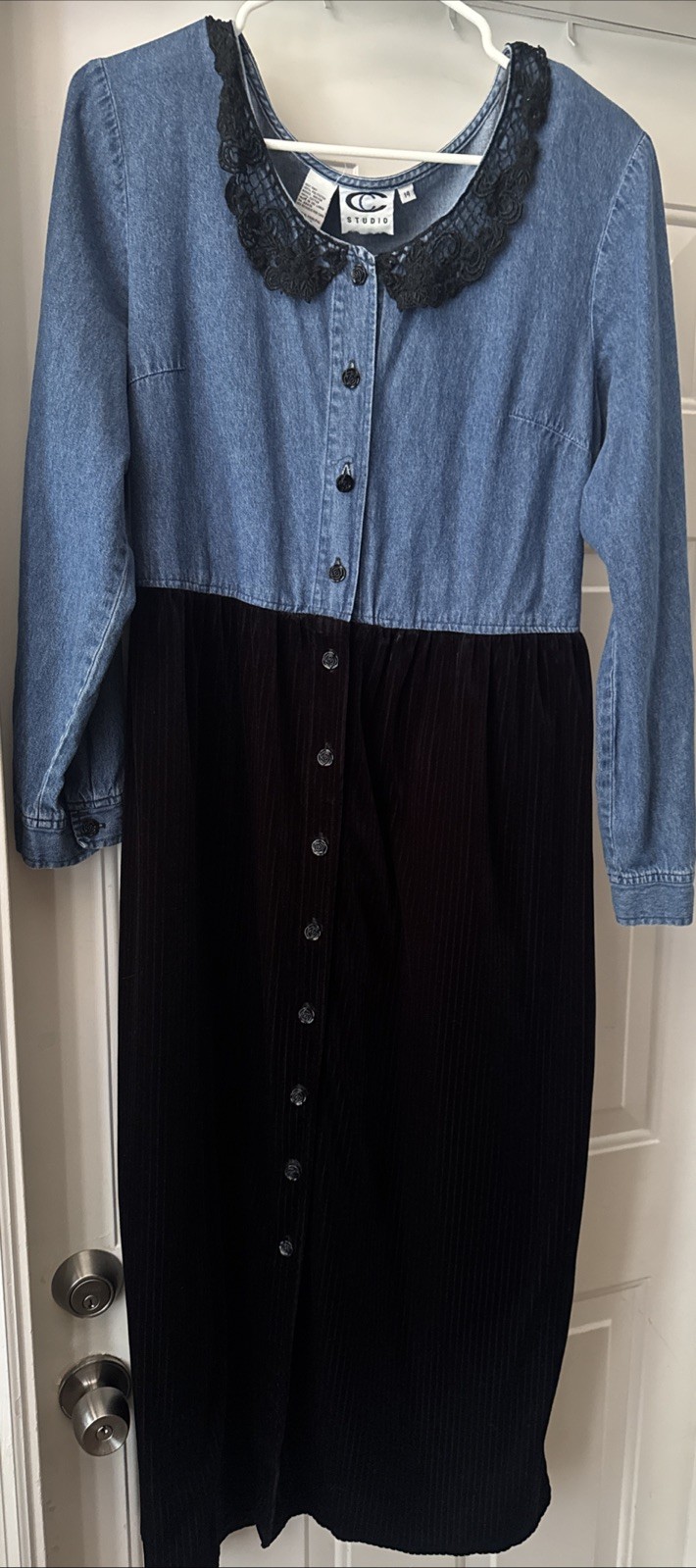 VTG 80’s C Studio Denim & Black Velvet Dress with Lace Collar Size 14