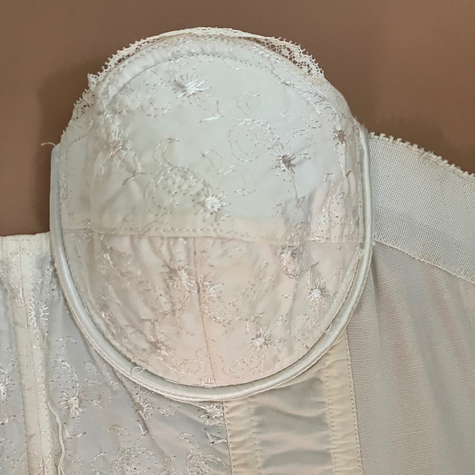 Vintage Charmode Sears Roebuck Nude Embroidered Corset Bustier 34A Garter Pin-Up