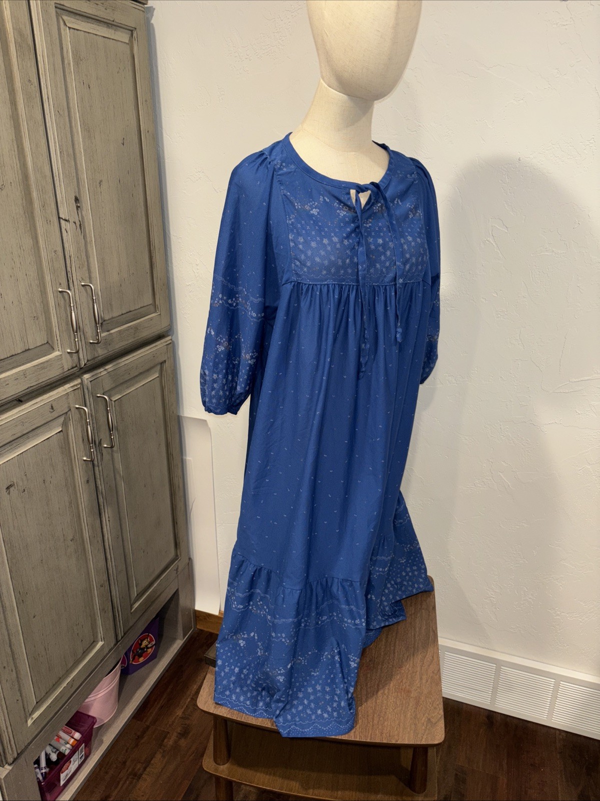 Vintage 1960’s Womens Nightgown Size M/L See Measurements And Tags In Pics