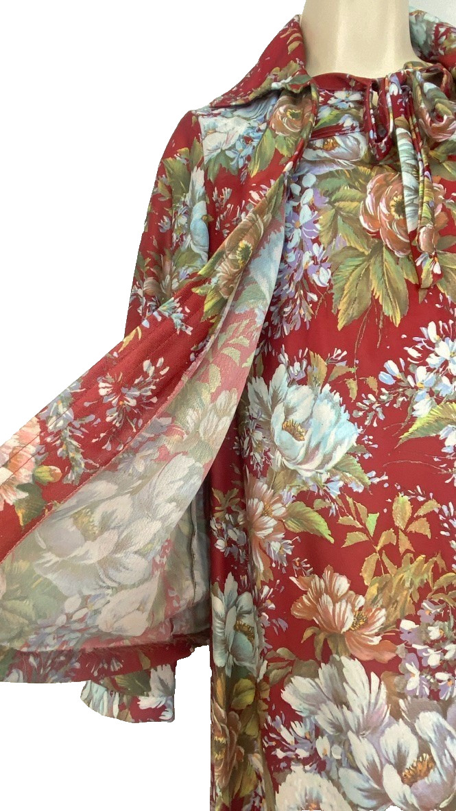 Vintage 1970s red floral midi dress set long sleeve shirt blouse maroon