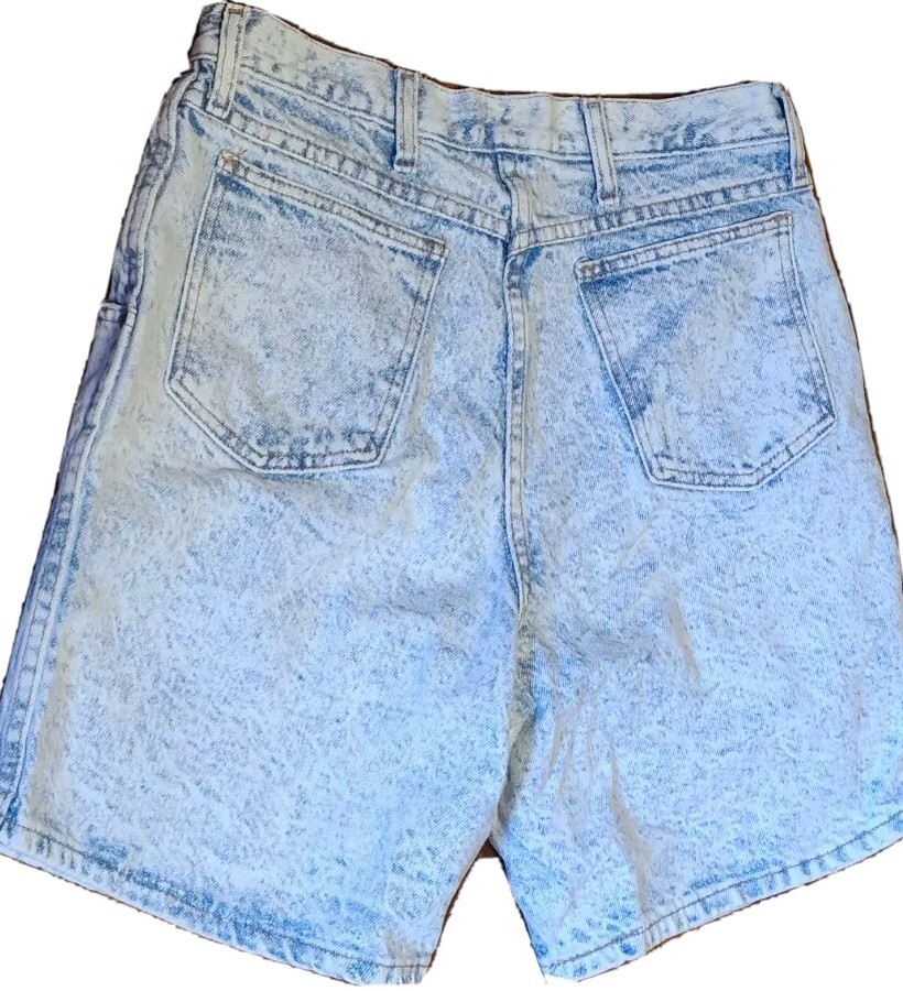 Bristol Blue Acid Washed Denim Shorts Size 33 (32W) High Waisted Mom USA Vintage