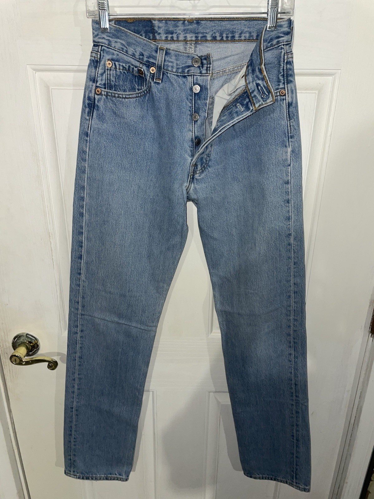 Levi’s 501 Blue Jeans Made In USA Women’s 29×34 Button Fly Vintage 90s