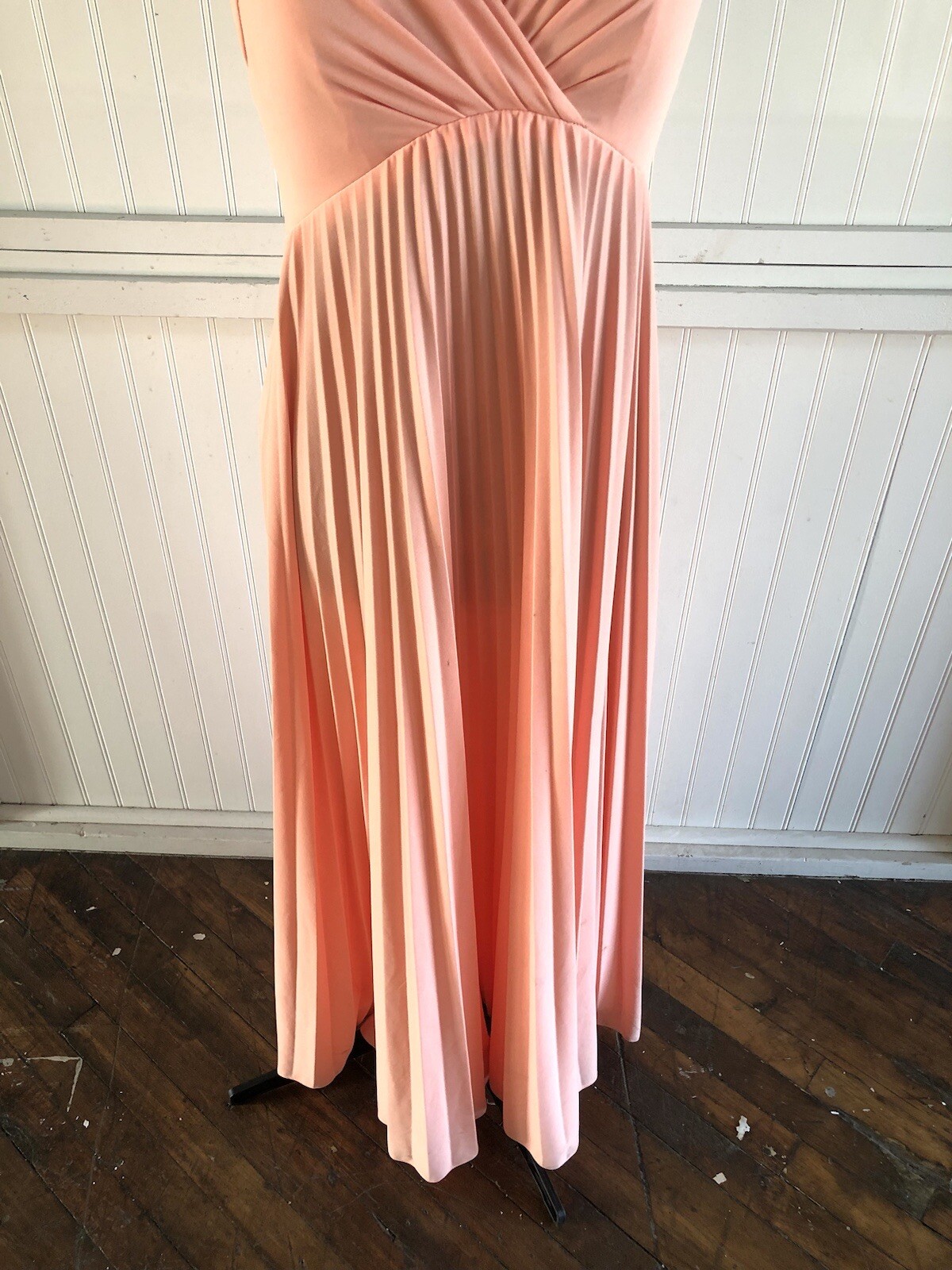 Vintage 70’s Peach Accordion Dress With Chiffon Caplet