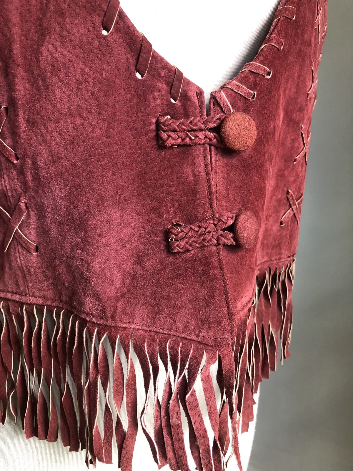 STUNNING VTG DON’T STOP Classics Maroon Suede Leather Fringe Vest SZ L