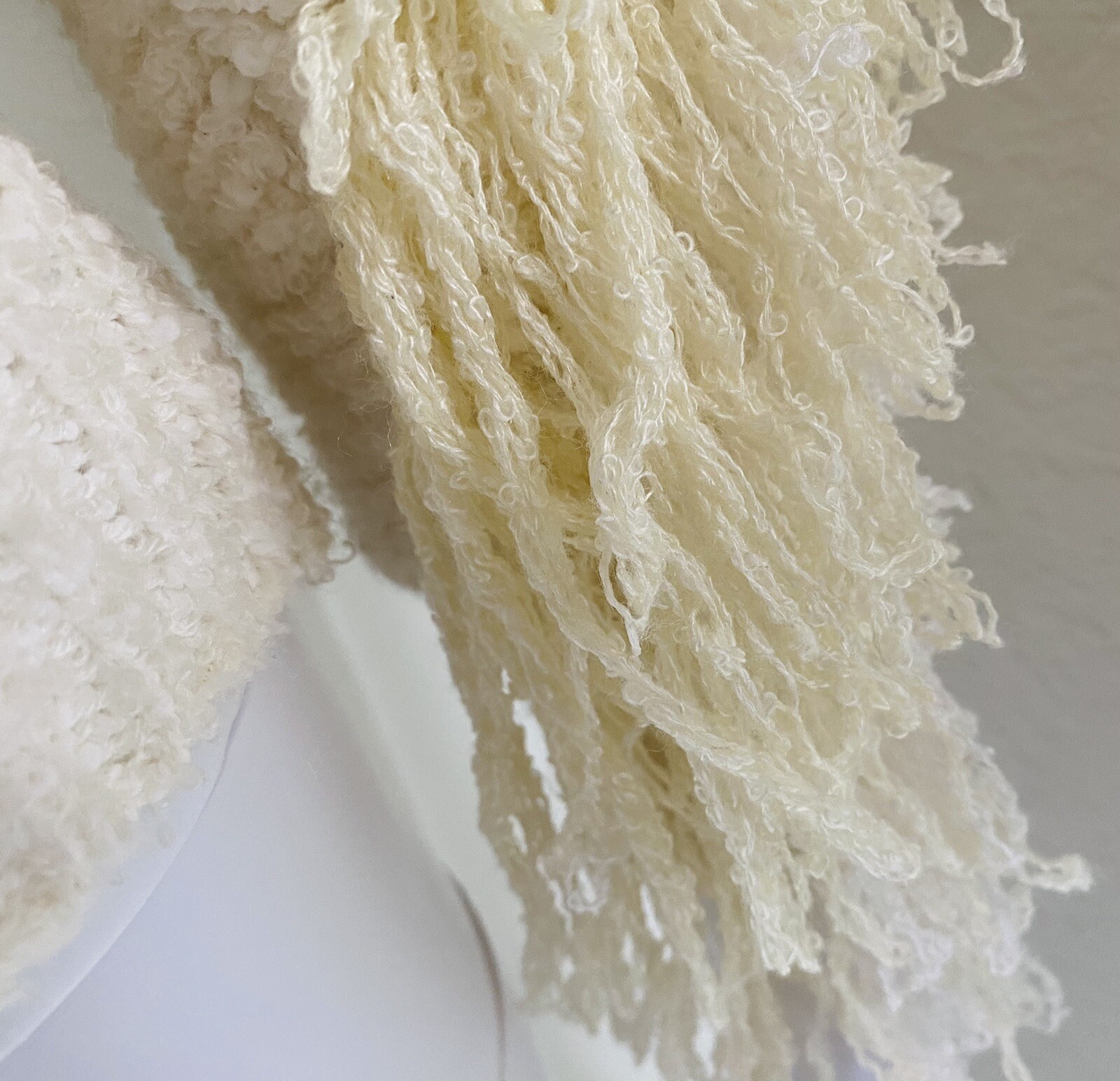 SIDE EFFECTS Hand Crocheted Women’s Vntg Fringe Sweater Sz M Cream & White