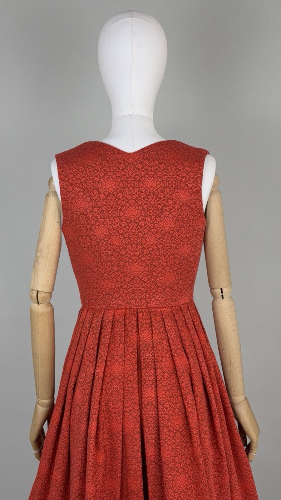 Wallach Volkskunfthaus Munchen Antique Dress German Red Hand Made Dirndl XS