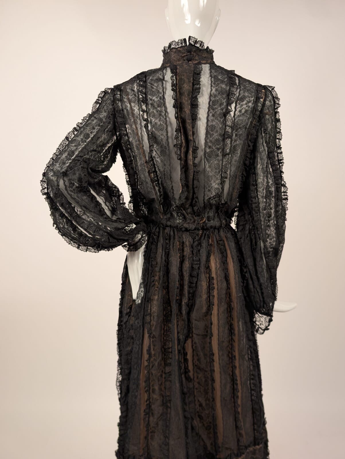 VICTORIAN REVIVAL 1970’S SHEER BLACK + CHANTILLY LACE RUFFLE DRESS W HIGH COLLAR