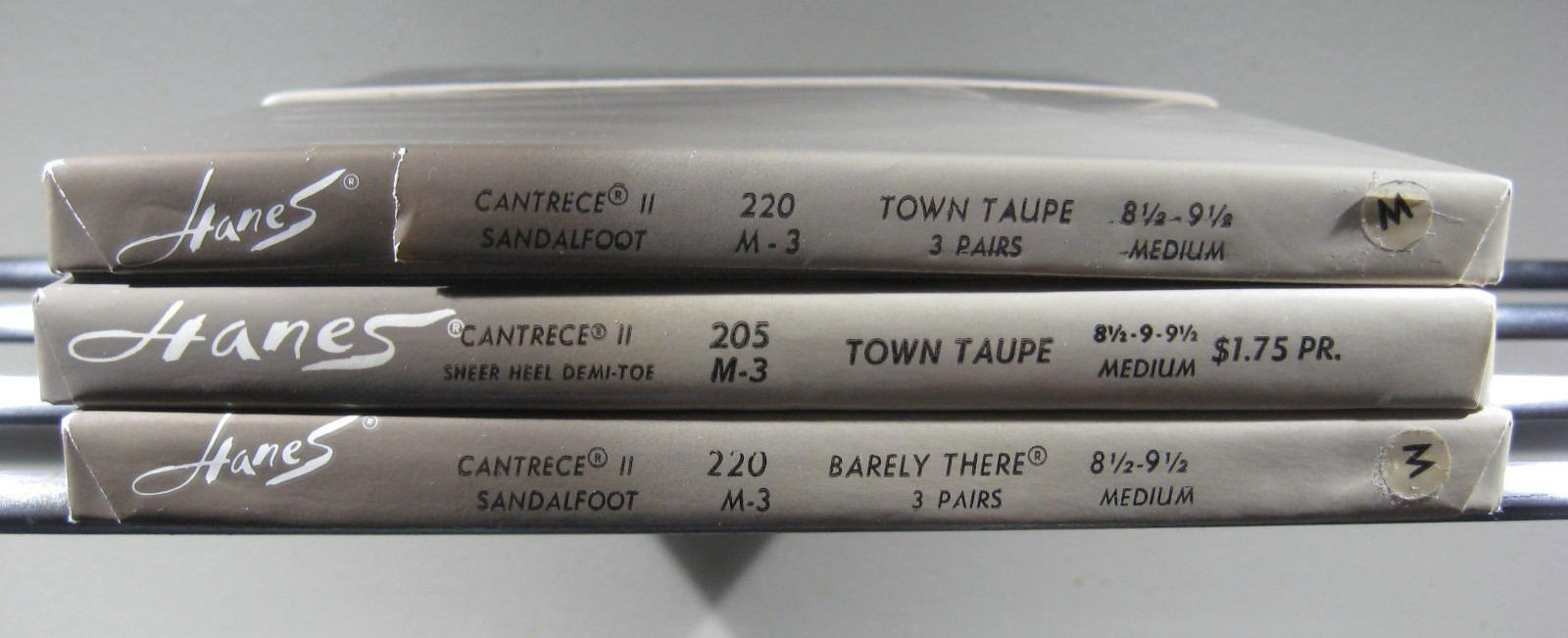 Vintage Boxed Hanes Cantrece II Nylon Stockings 6 pairs Size 8 1/2-9 1/2 Read
