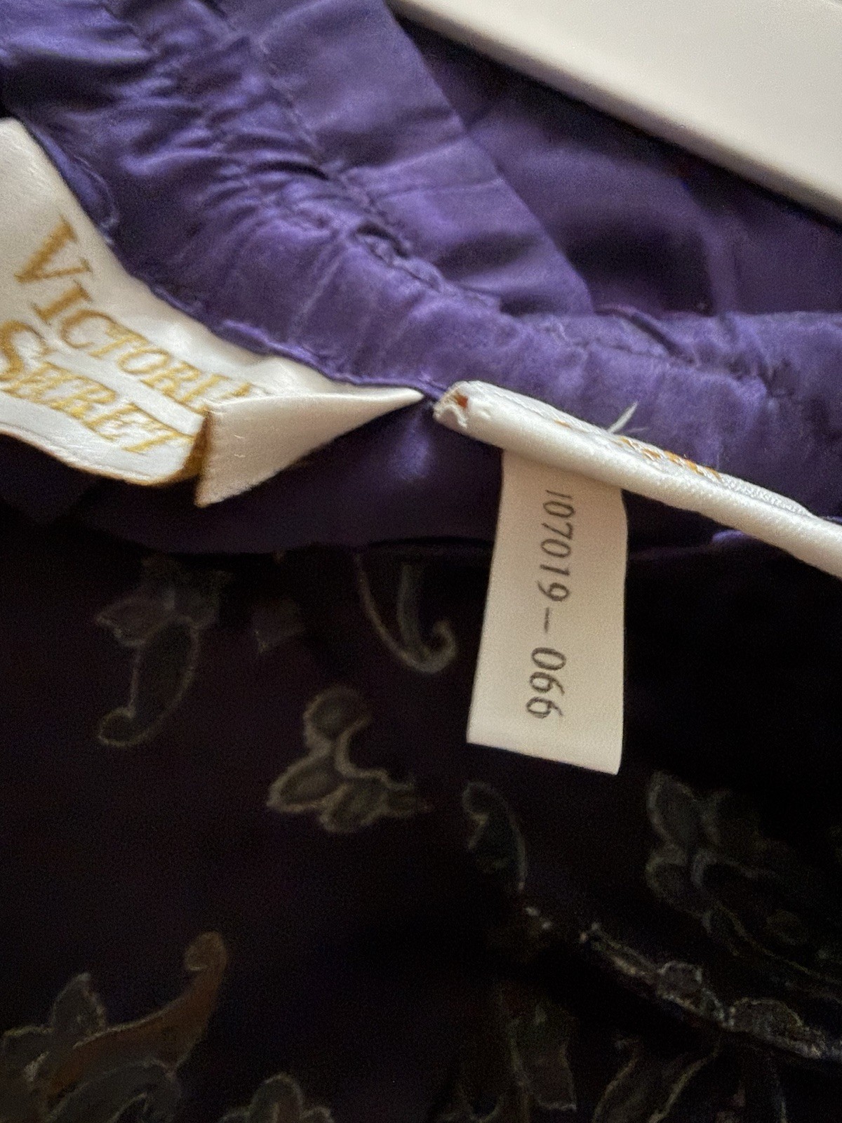 VTG Victoria Secret 100% Silk Paisley Vest Wide Leg Pants Loungewear Set Small