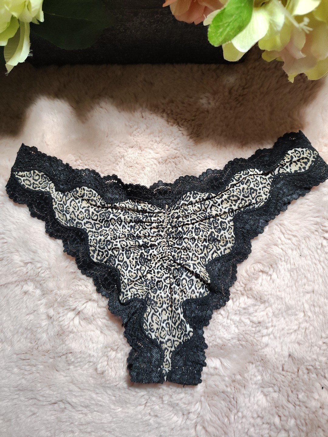 Vintage Victorias Secret Rushed Back Leopard Cheekini OS, Year 2013