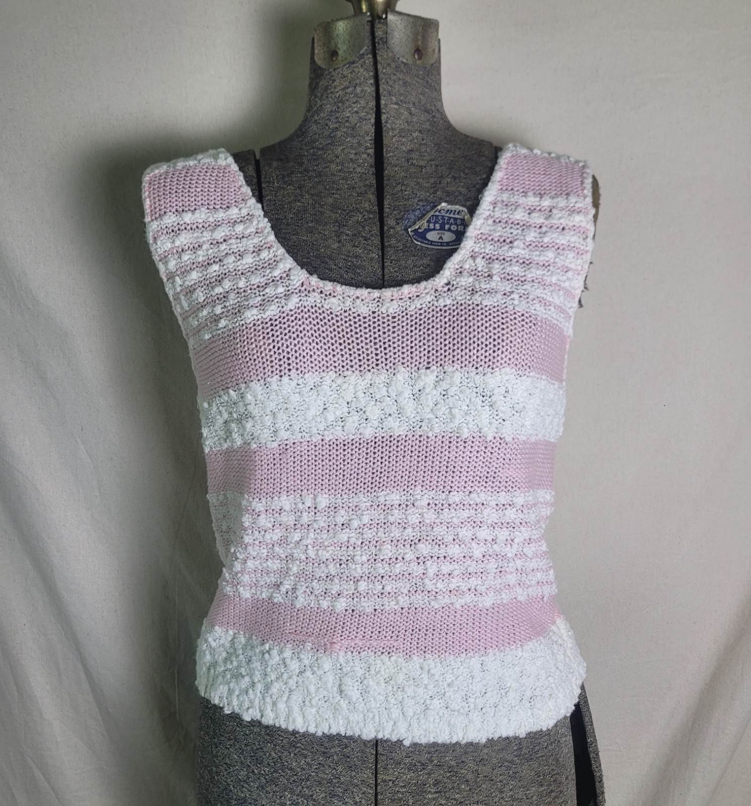 Vintage 70s 80s Pink White Sweater Tank Top Coquette M Striped Girly Textured