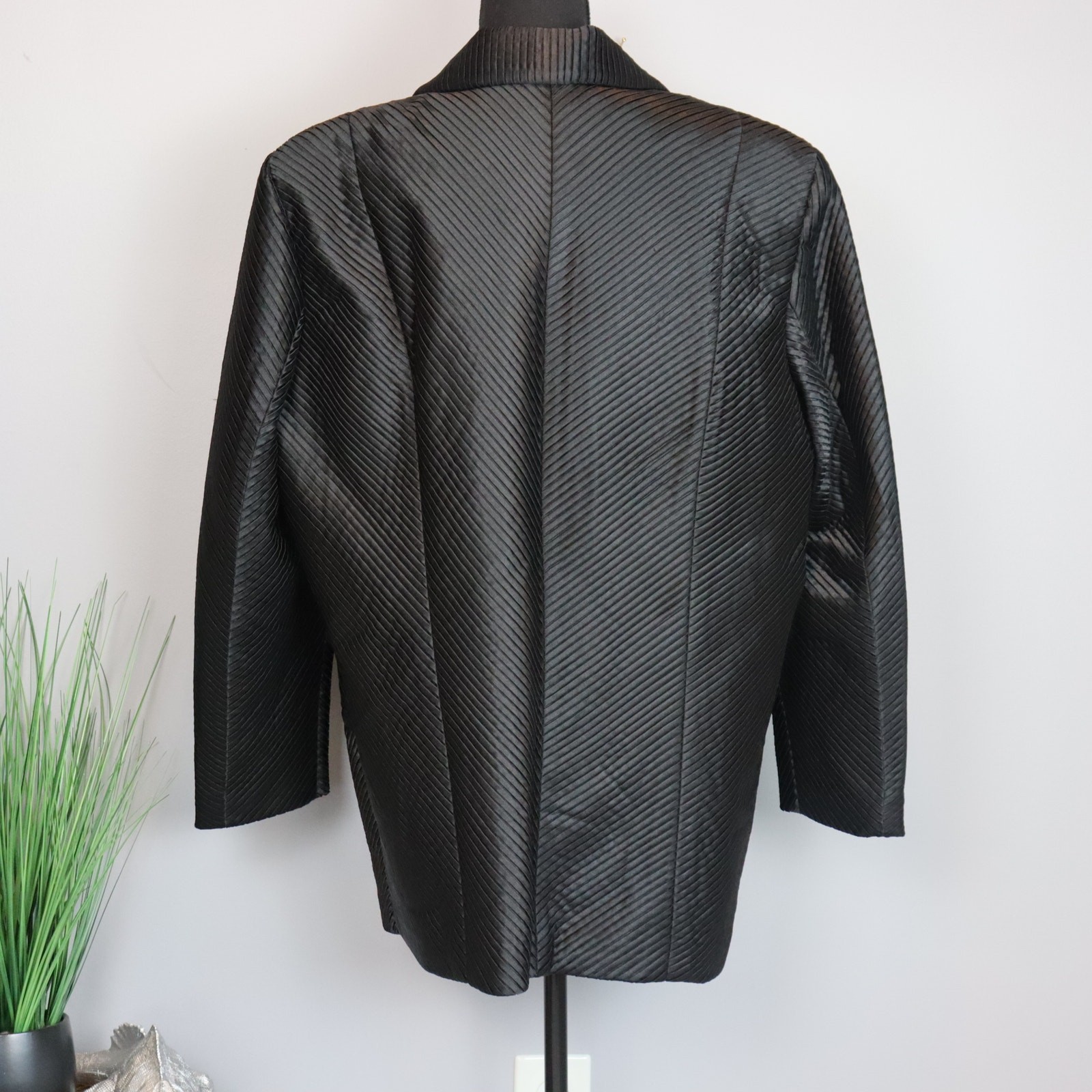 Vintage St. Anthony Anthony Sicari Evening Jacket Size XL?