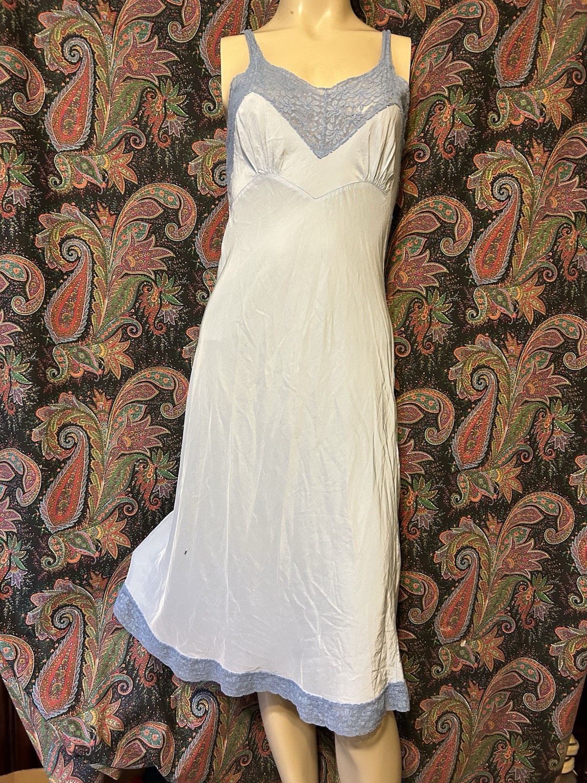 Vintage Elysee 1950’s Blue Satin Empire Slip Nighty Lingerie (32-34)