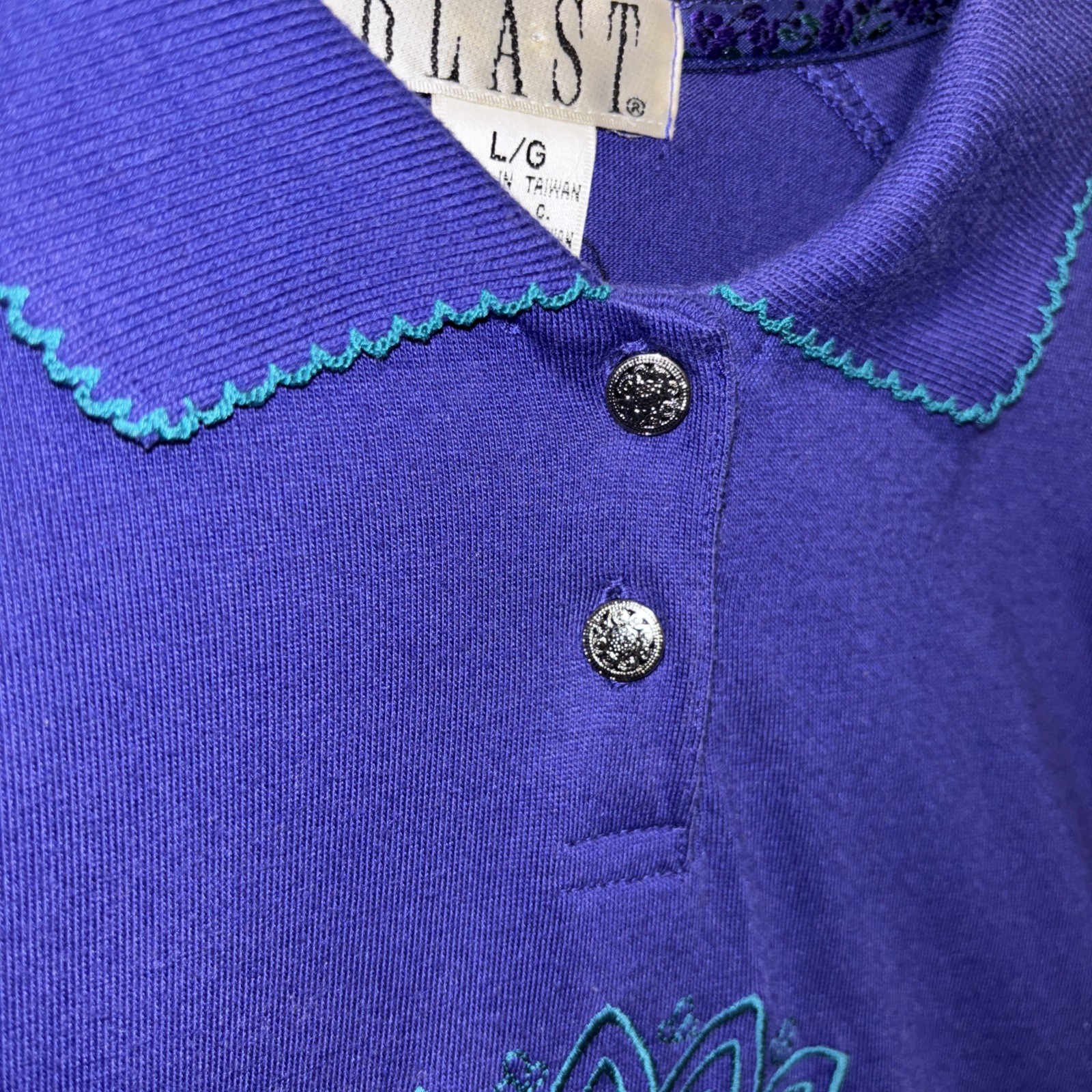 Vtg 90’s BLAST Women Purple Pullover Ornate Embroidery Silver Button Grandma