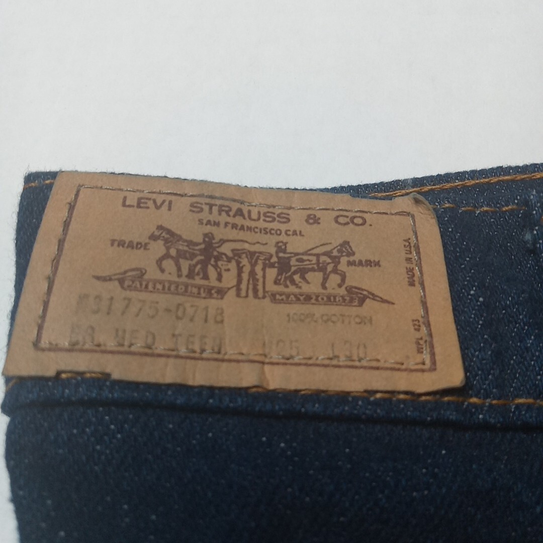 Vintage Levi’s Jeans Juniors Women’s 8 25×32 Super Straight Jeans White Tab 3014