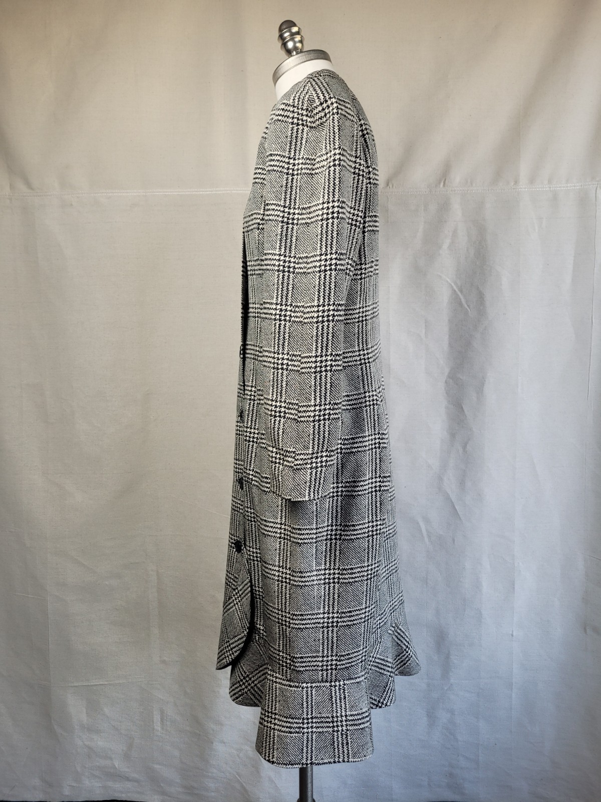 1980s Albert Nipon Stylish classy lined silk houndstooth plaid…