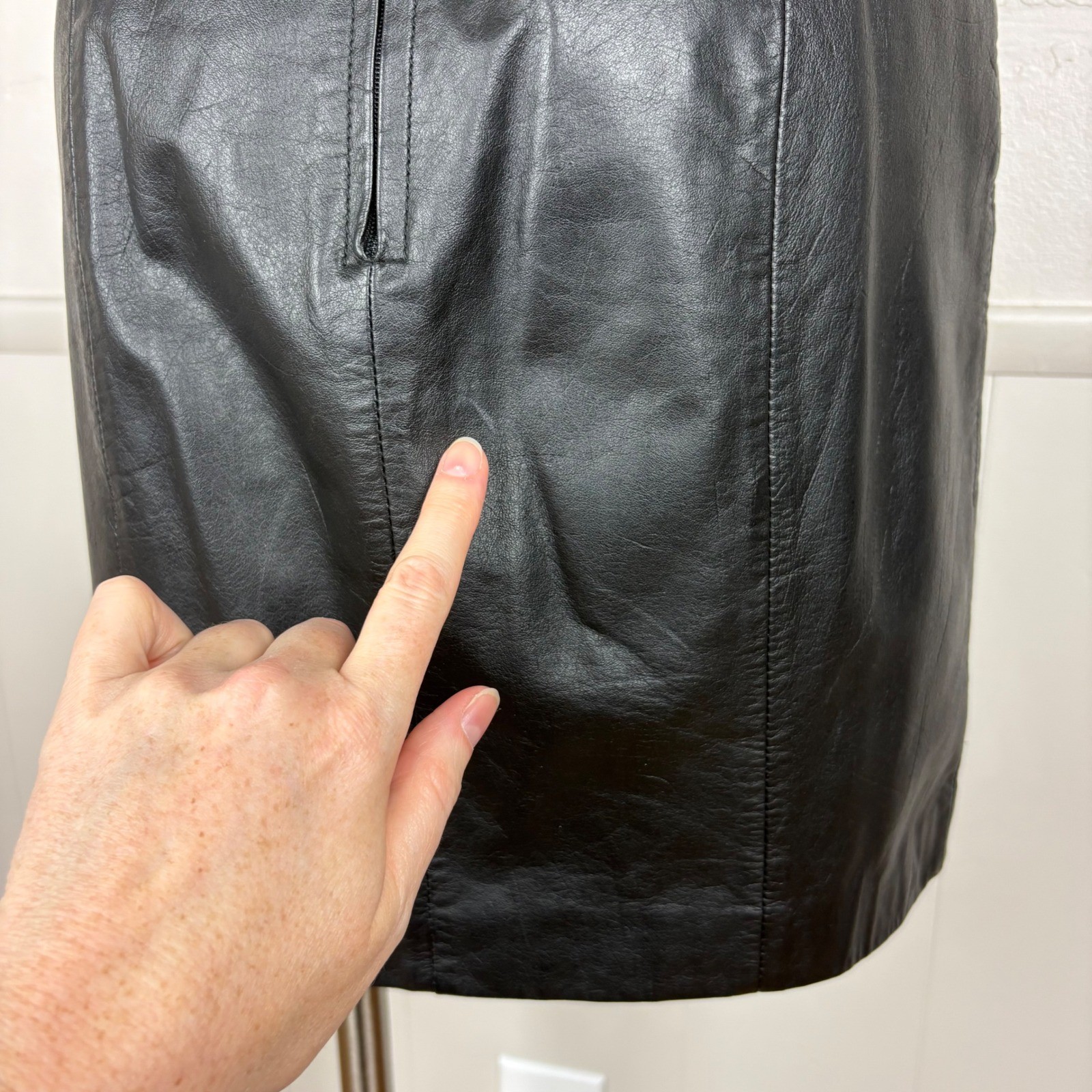 Wilson Leather Vintage Mini Skirt Size 6 Black Lined 90’s Y2K Straight Glam Rock