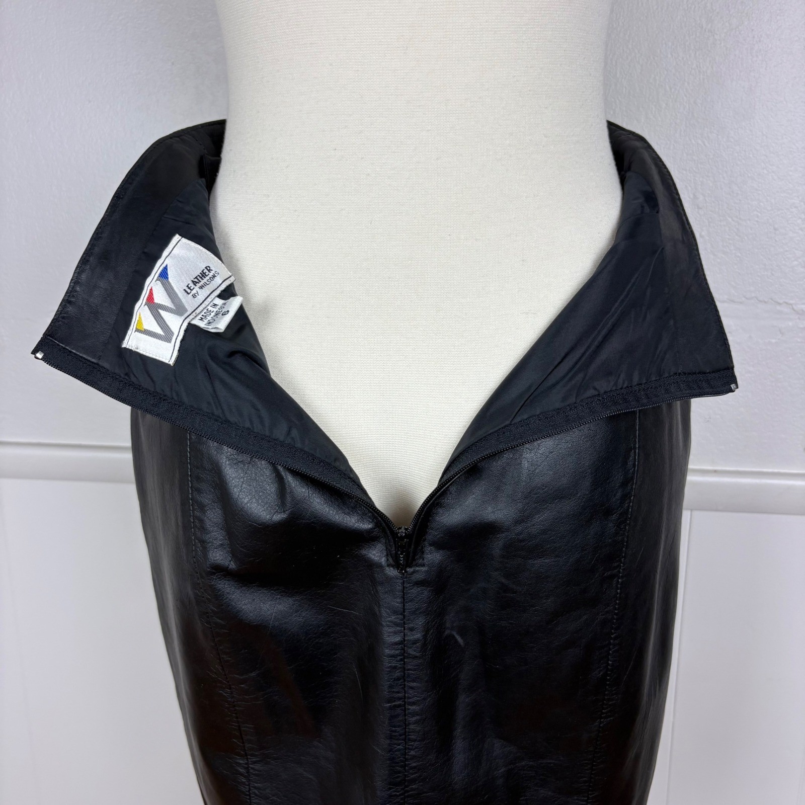 Wilson Leather Vintage Mini Skirt Size 6 Black Lined 90’s Y2K Straight Glam Rock
