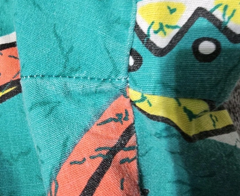 Vintage 90’s – The Season Ticket – Geometric Retro Women’s Size M Button Up USA