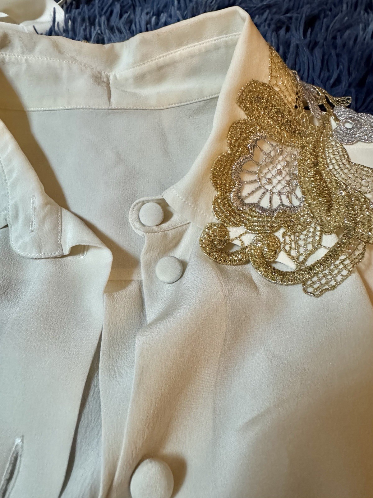 Vtg Silk Ivory Off White Blouse Gold Silver Collar Shirt Top Covered Buttons XS