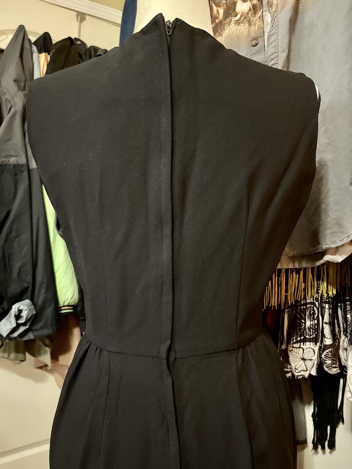 Helen Whiting 1950’s Vintage Audrey Hepburn Cocktail Sheath Dress Small