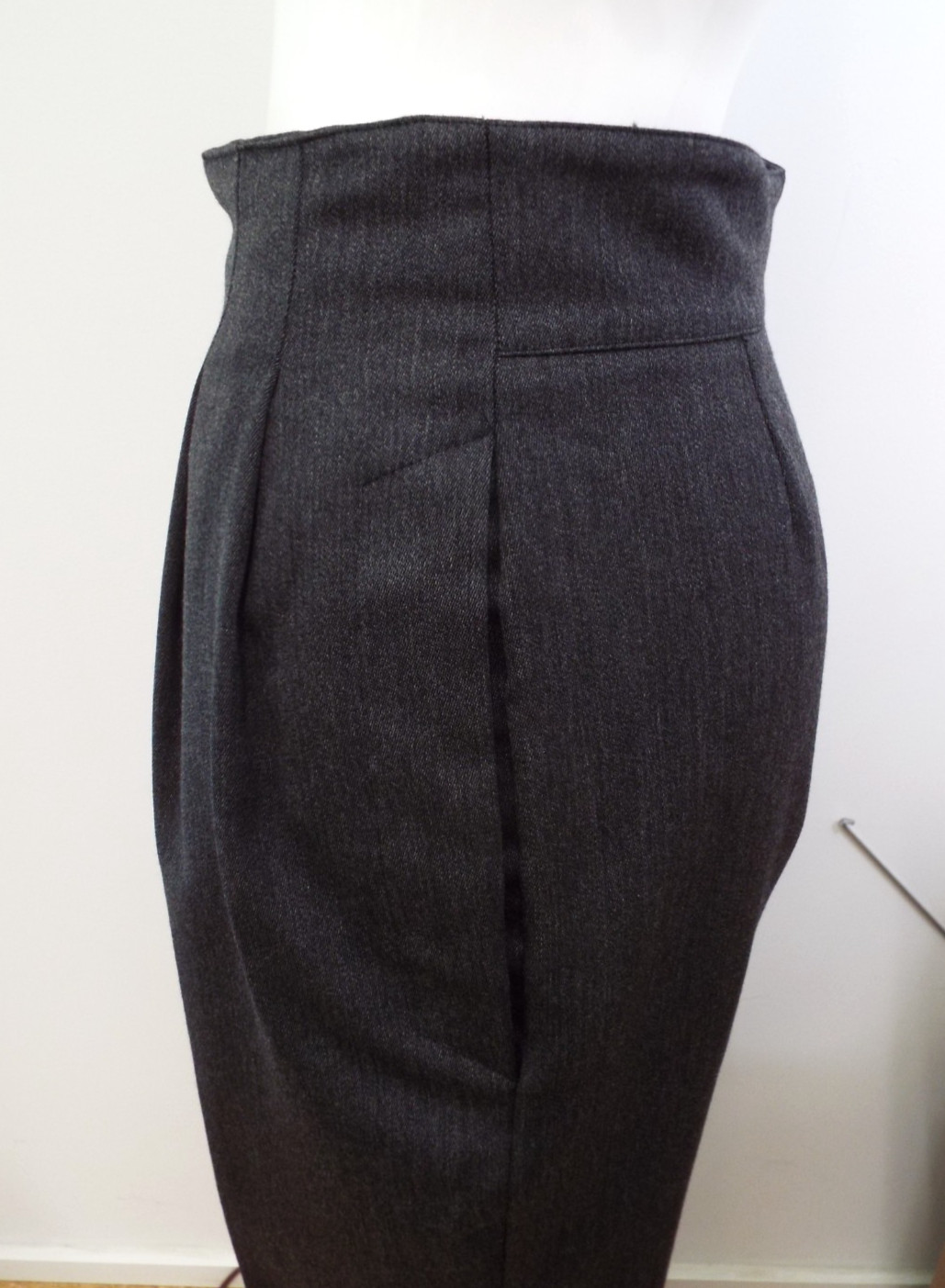 Vintage 1980s Claude Montana Gray Wool Pant Suit Jacket Blazer Shoulder Pads SM