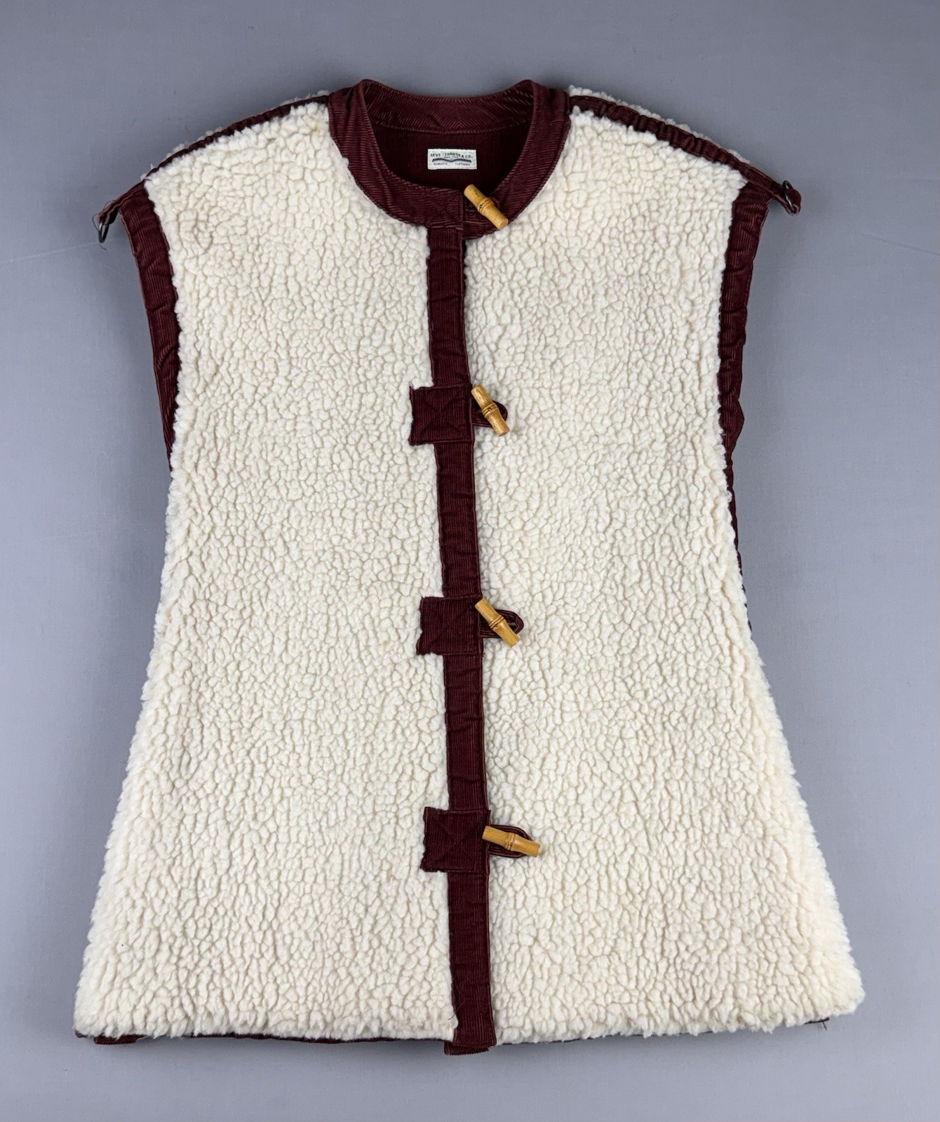 70s VINTAGE Levi’s Reversible Sherpa Rockabilly Vest Size Small Made in USA RARE