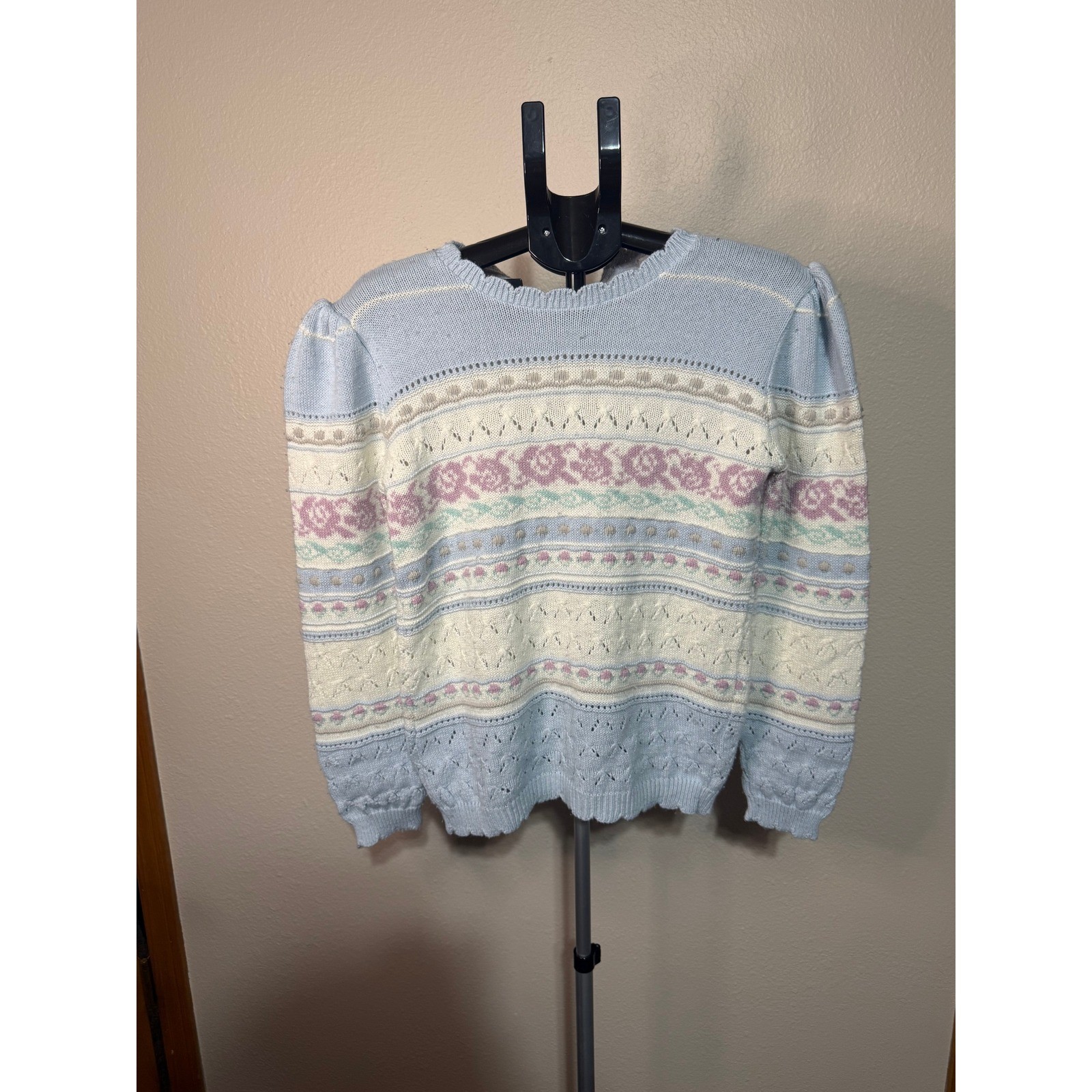 Vintage Beldoch Popper Pastel Floral Knit Sweater Blue Puffed Sleeve Made in USA