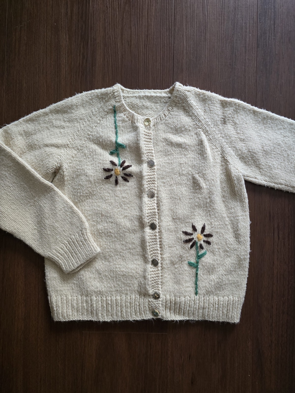 Vintage 60s 70s Cream Knitted Flower Sweater. Womens XS. Boho Hippie Cottagecore