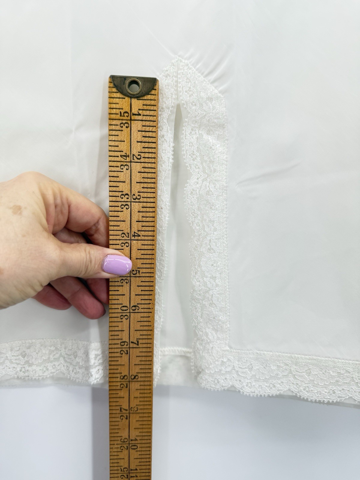 Vintage Barbizon Petti Pert Tafredda Half Slip Sz Med White 1” Lace Hem Lingerie