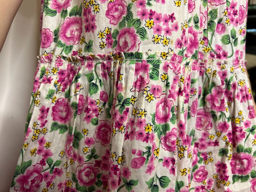 Vintage 1980s Floral Drop Waist Dress Scallop Hem Lace Ribbon Puff Sleeves AU 14