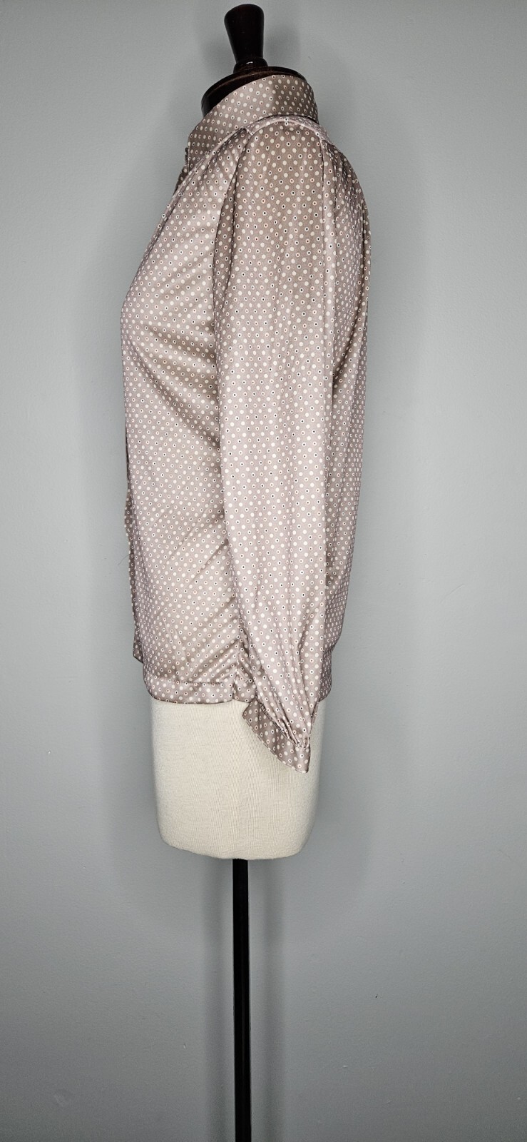 Vintage 1970s Higbee Co. Brown Polka Dotted Blouse In Red And Blue Size Large