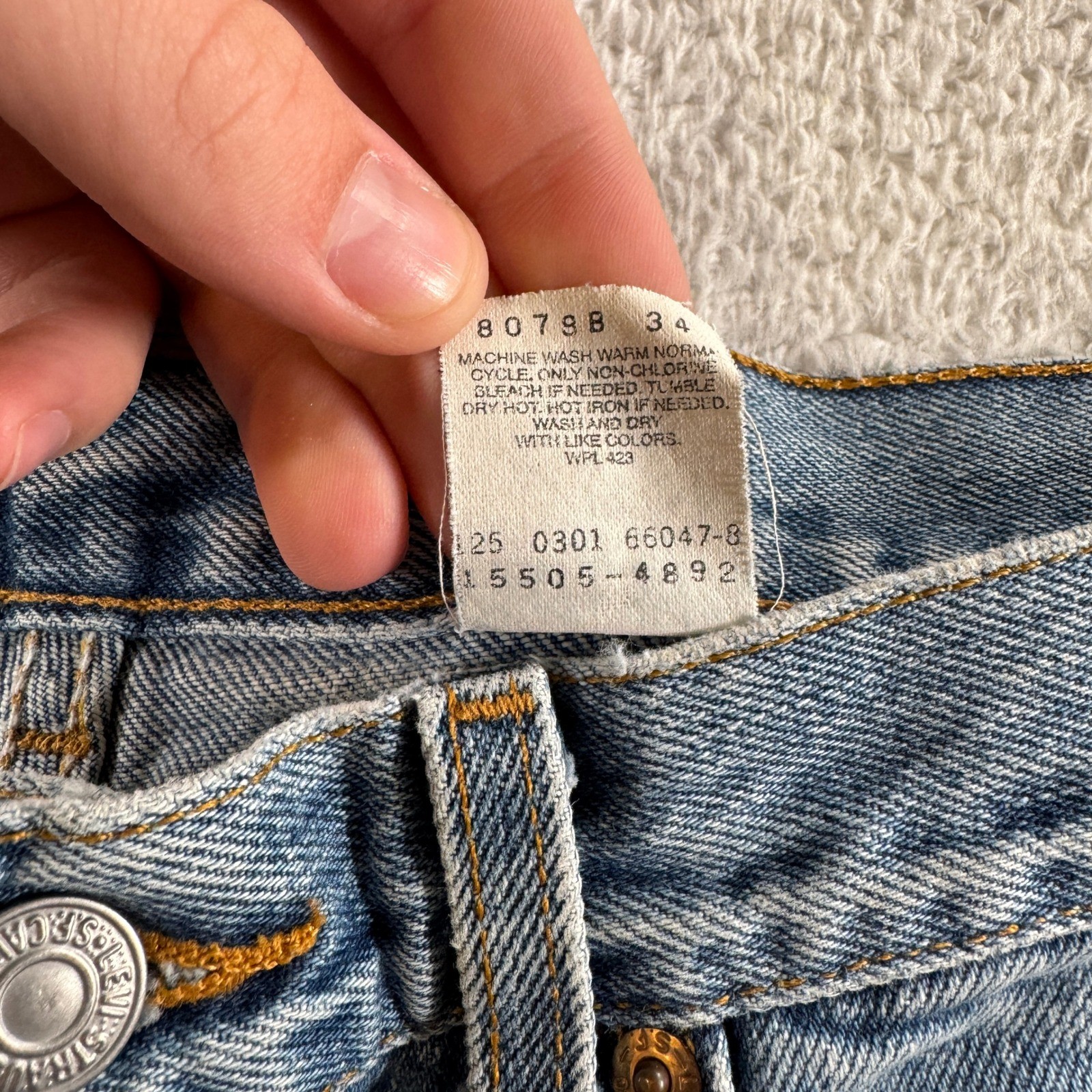Vtg Levis 505 Jeans Women 10 MIS M Tag 31×33 Fit Blue Light Wash Denim Straight
