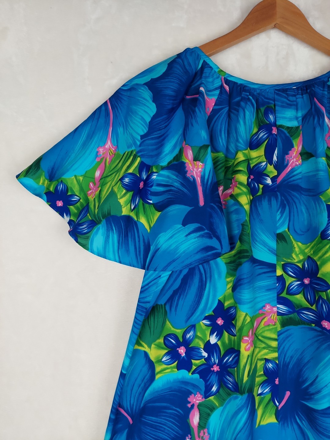 VTG 60/70s Pomare Tahiti Maxi Dress Floral Festival Boho Hippie Psychedelic Mumu