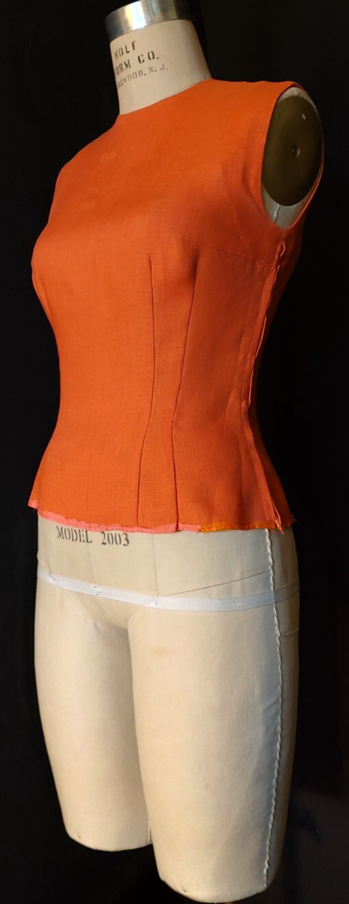 Vtg 1960s MCM Women’s SLEEVELESS, PURE LINEN TOP in SALMON / CORAL