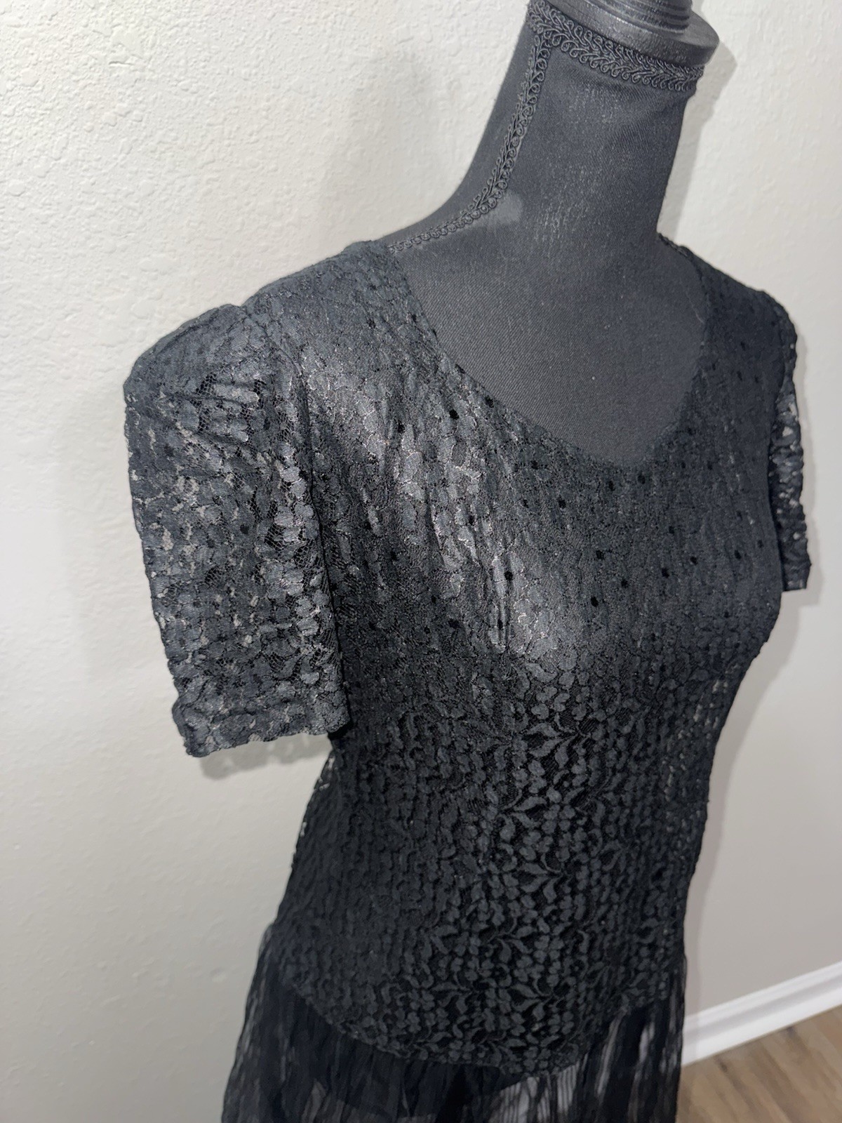 VTG Black Floral Lace Maxi Gown Sheer Tulle Skirt Gothic Whimsical XS S 56″ L