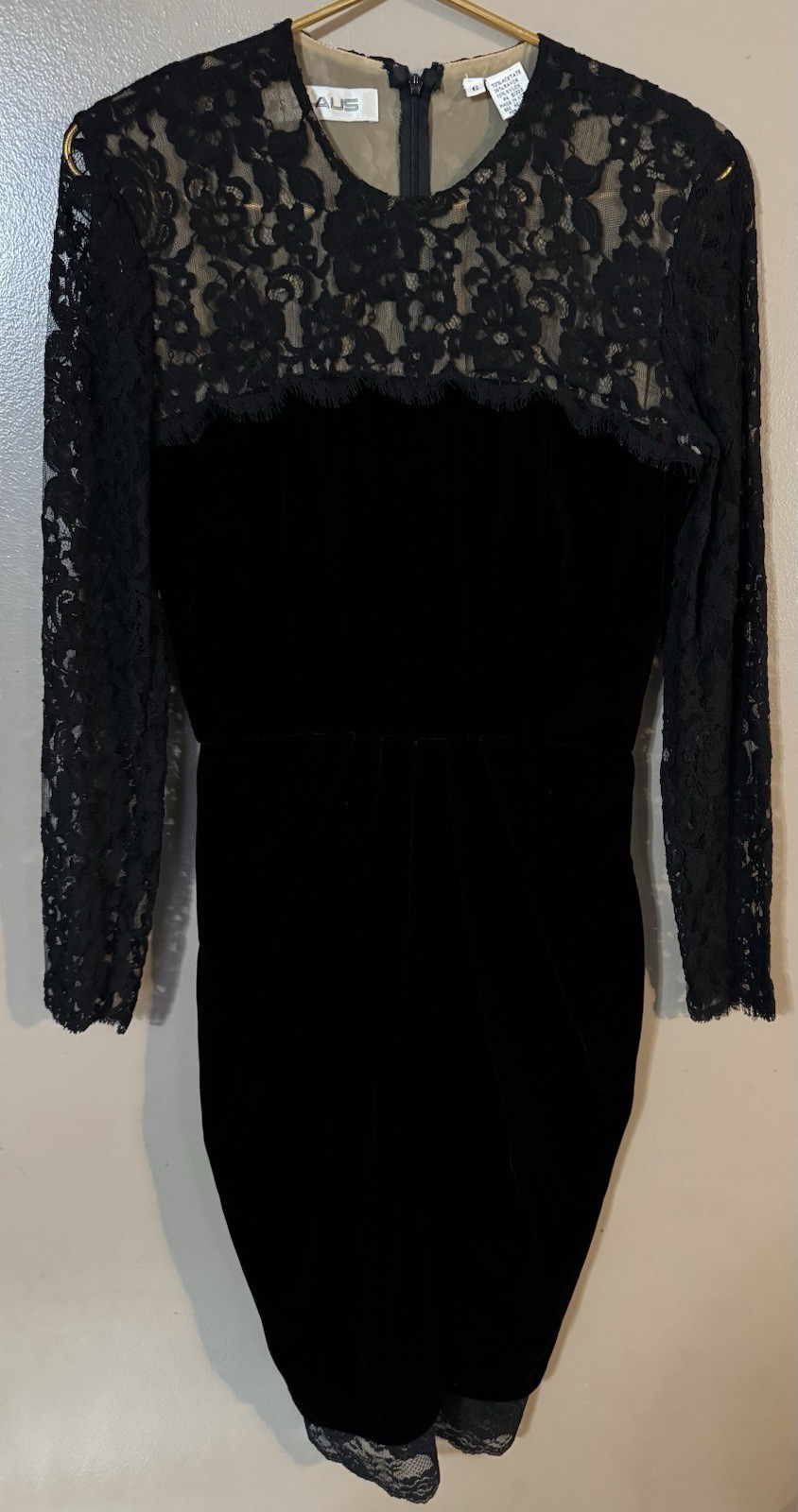 Vtg 80’s Ms. Chaus Velvet Tapered Lace Black Dress Whimsy Goth Style Size 6