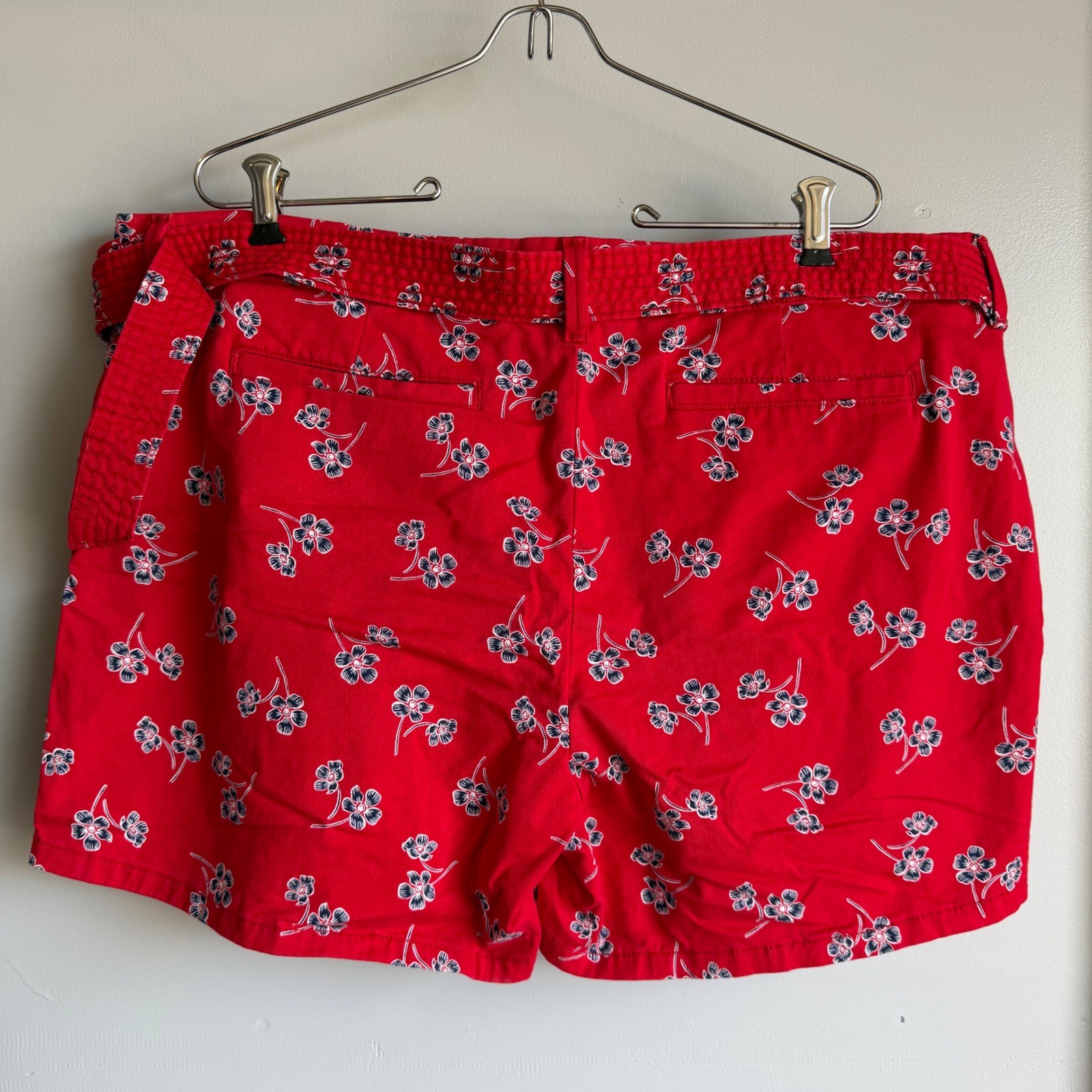 Vintage 90s Liz Claiborne Red Floral Cotton Belted Shorts Size 18 XL
