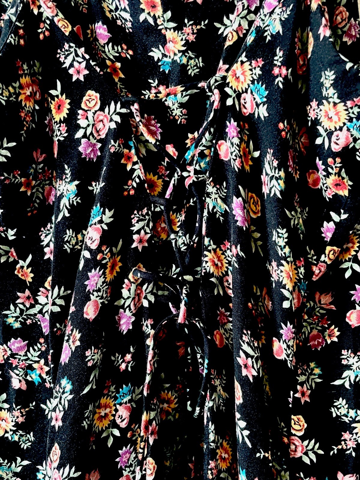 Vintage 90’s Betsy Lauren Black Floral Rayon Jumper Dress Size L