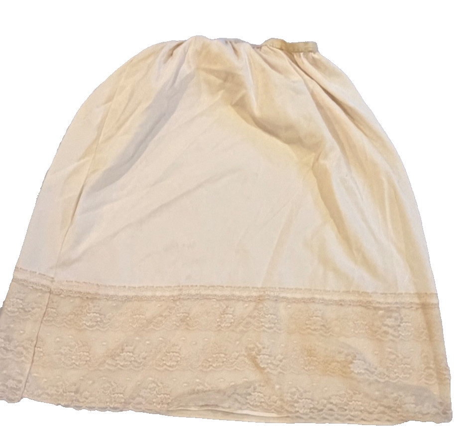 1960’s Vintage Greenco Maid All Nylon Tricot Beige Half Slip Fairycore Dainty 6
