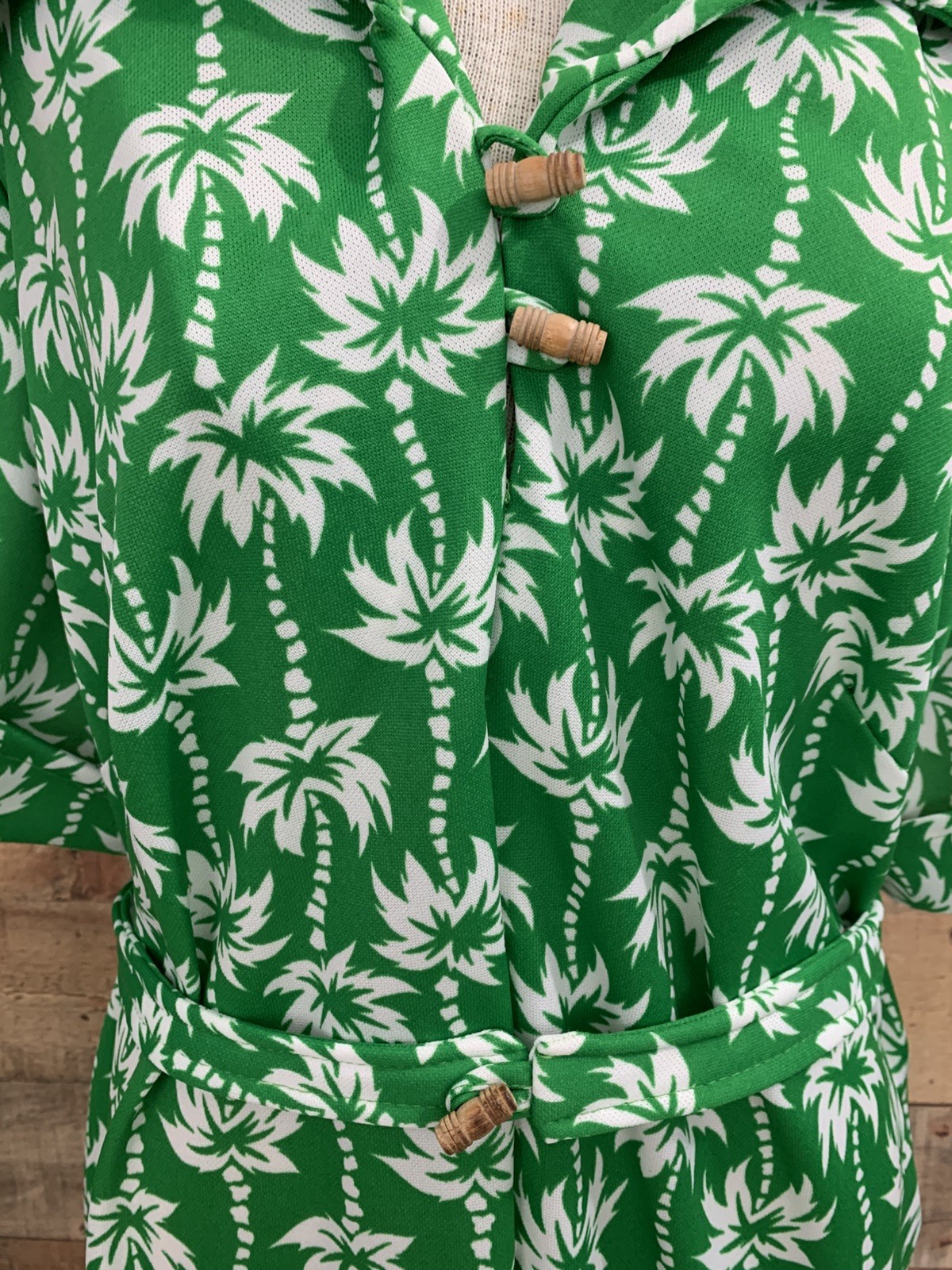 Vintage 1960s 1970s Green Polyester Palm Tree Belted Dress 50” Bust /50” Waist
