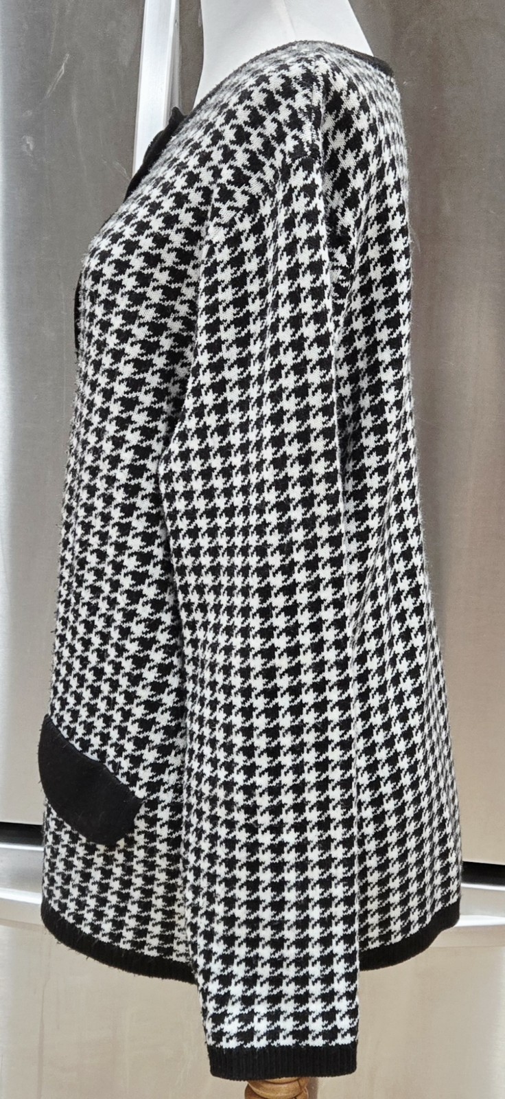 1990s DRESS BARN Black & White Houndstooth Button Down Cardigan Sweater Sz 14/16