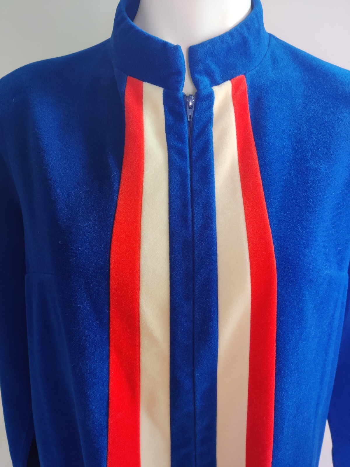 Vintage 70’s Blue Red & White Striped JC Penney Lounge wear Zip Up Robe Size 14