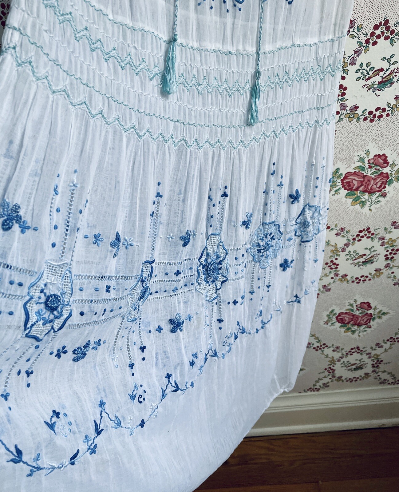Vintage Dress Flapper 1920 White Cotton Voile Blue Embroidered Hungarian Peasant