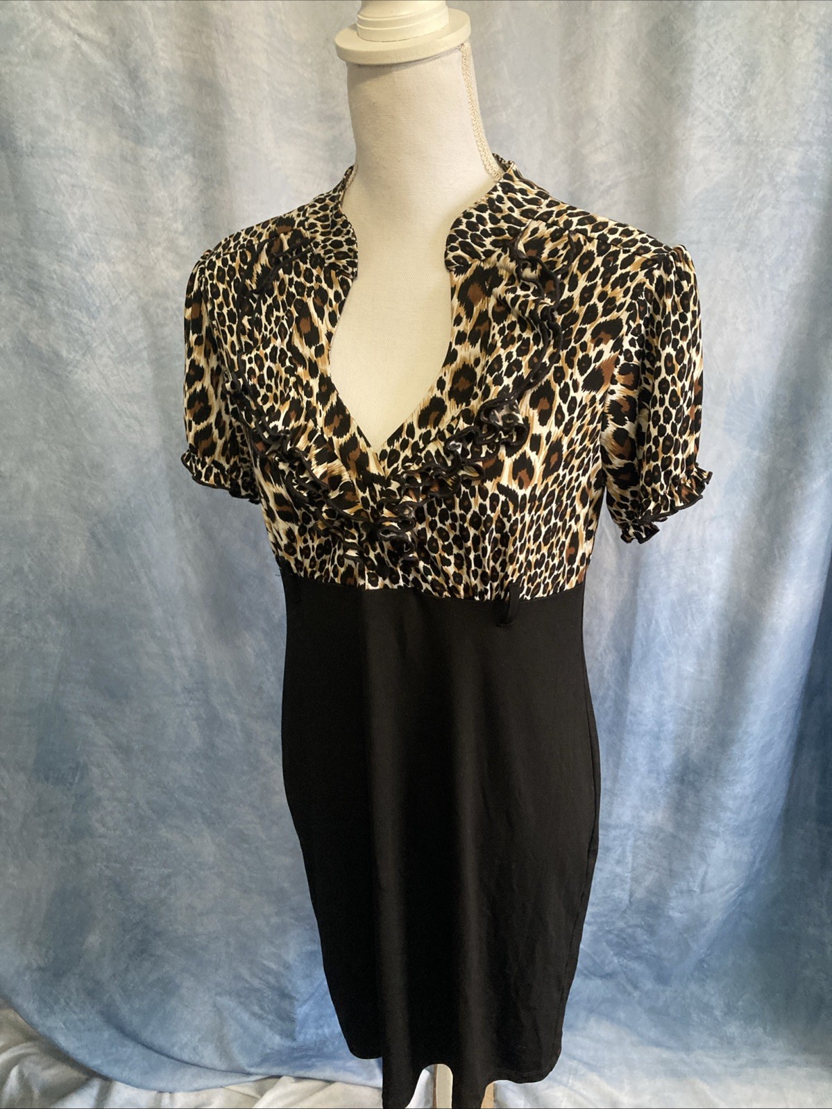 Vtg Y2K Saint Tropez West Dress 12 Leopard Print Ruffle V Neck Sheath 4579-2117
