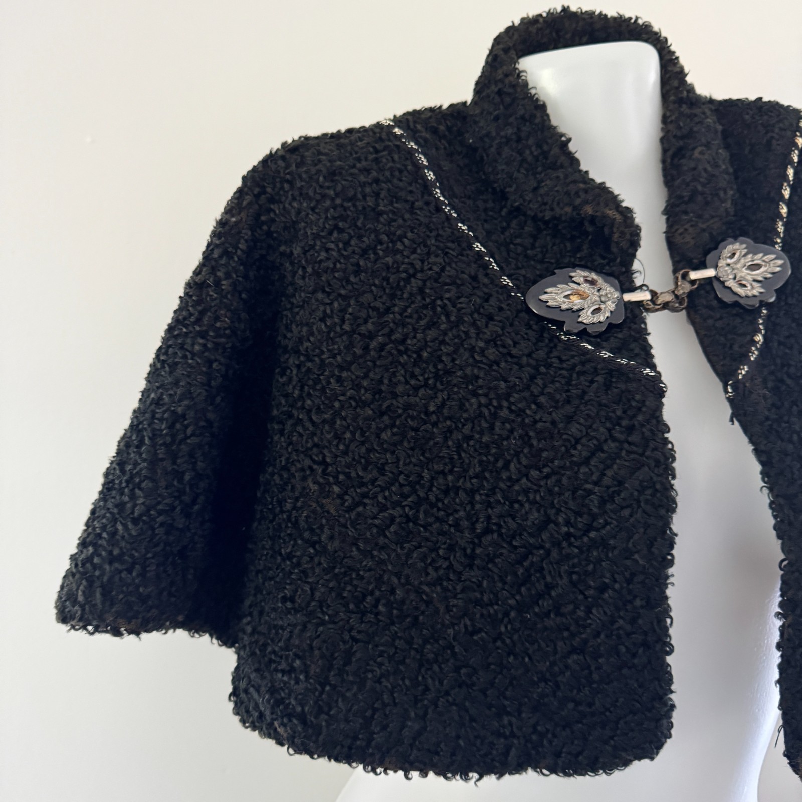1890s Vintage WOOL Cloak Shawl Silver FILIGREE CLASP Mantel ANTIQUE Fibula Black