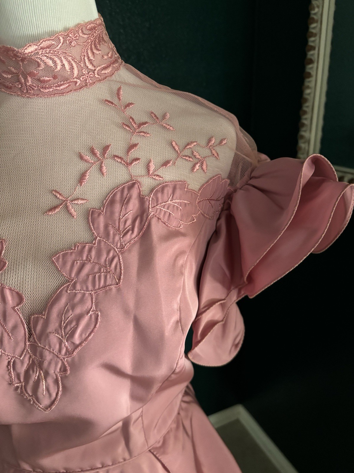 1980 Vintage Rose Lace High Neck Ruffle Sleeve Dress Knee Length L/XL