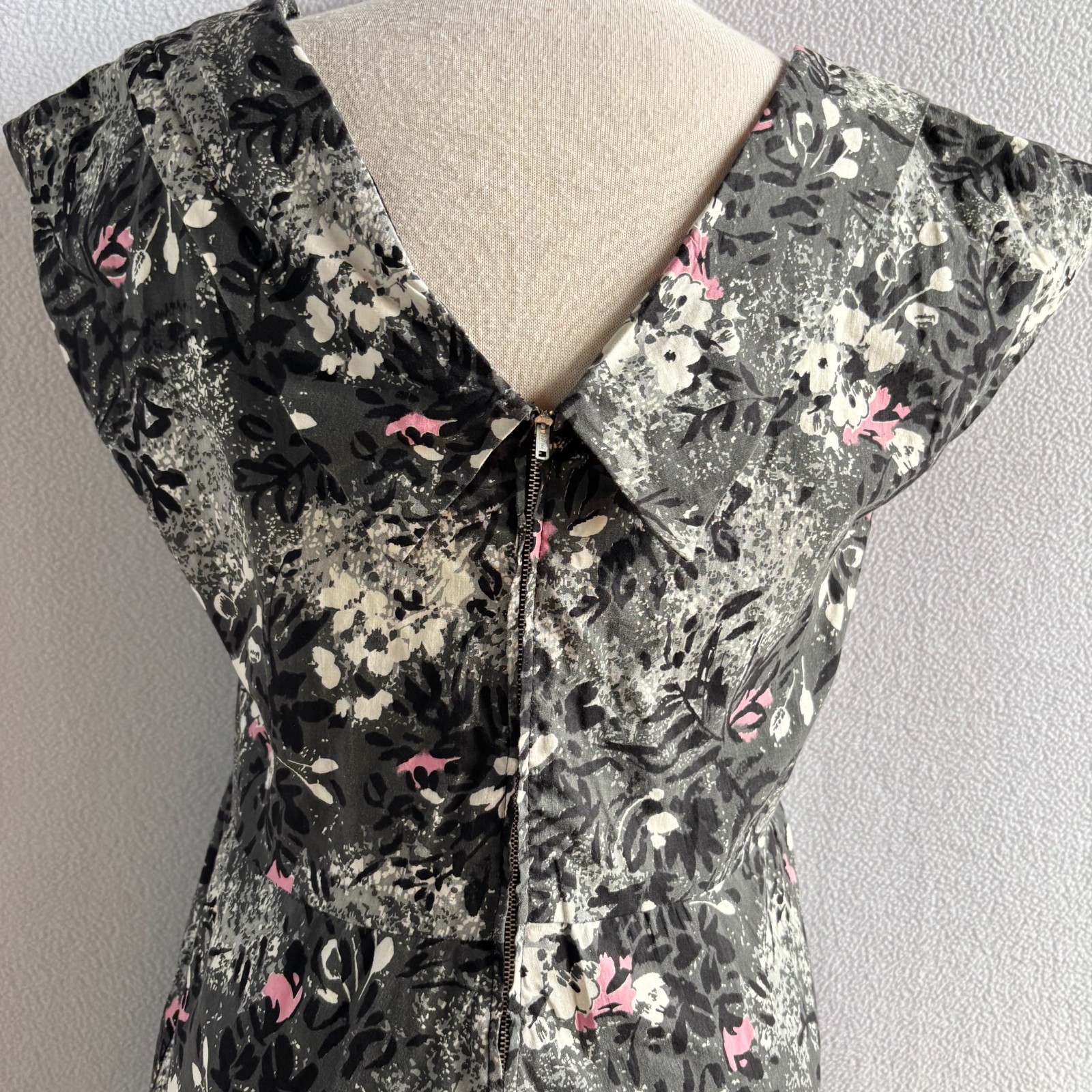 Vintage 1950s Pink Black Gray Abstract Print Fit & Flare Cotton Dress M/L