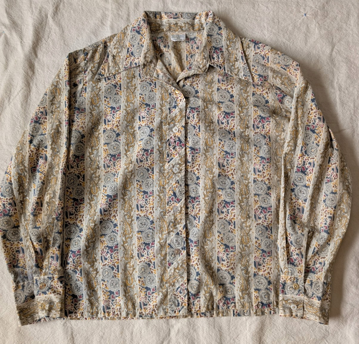 Vintage 70s Women’s Perma Press Cotton Blend Abstract Paisley Button Up Size 42
