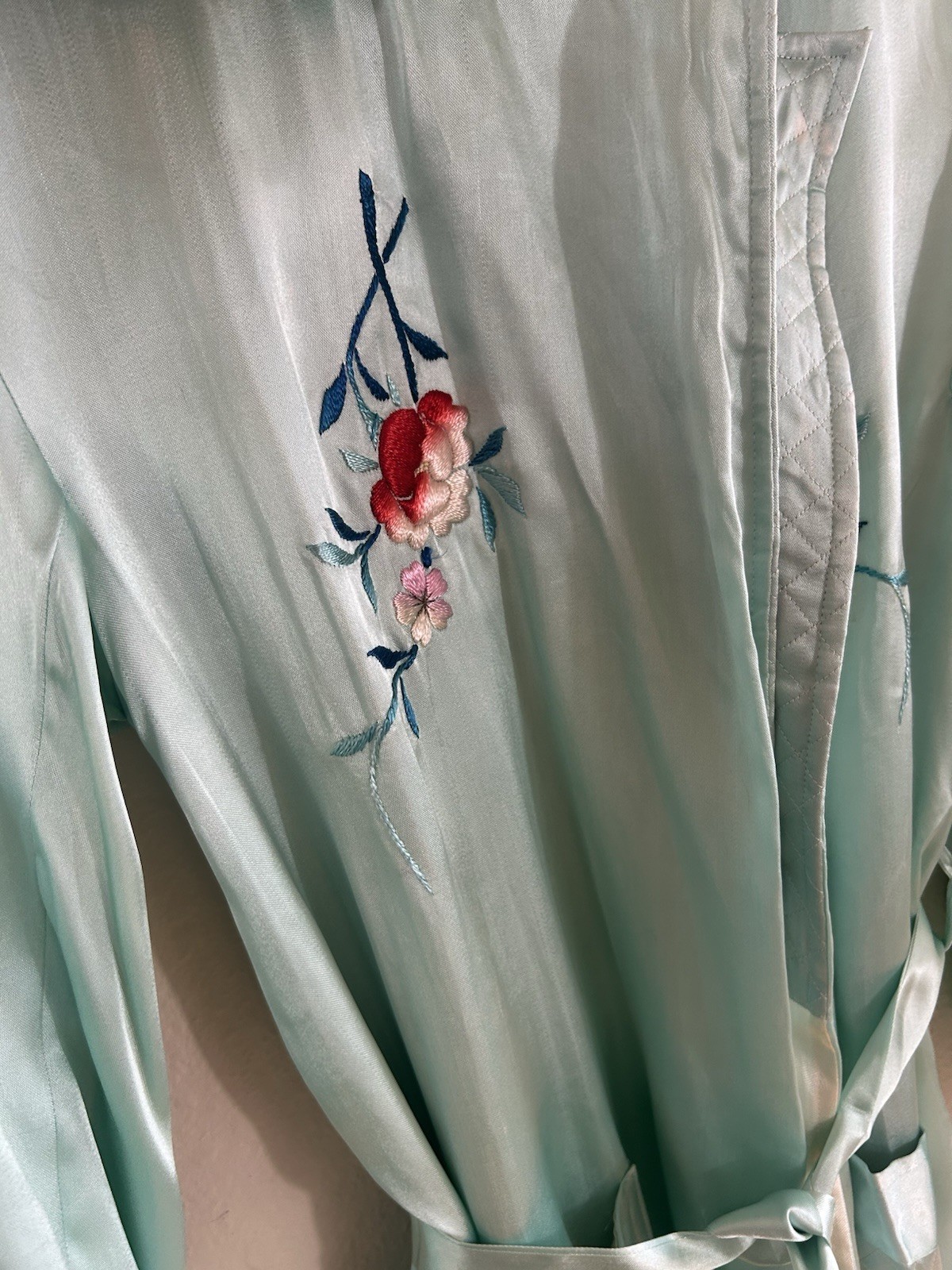 1940’s Yokohama Hand Embroidered Kimono Robe Housecoat Never Worn WW11 Japan